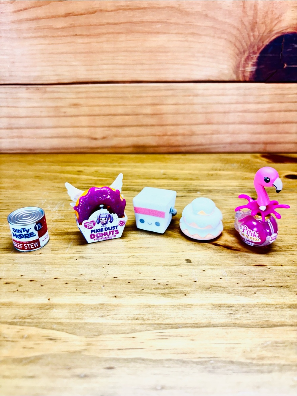 ZURU Mini Brands Kawaii Mixed Lot Of 22 Iconic Rare Meow Milk! - Picture 5 of 6